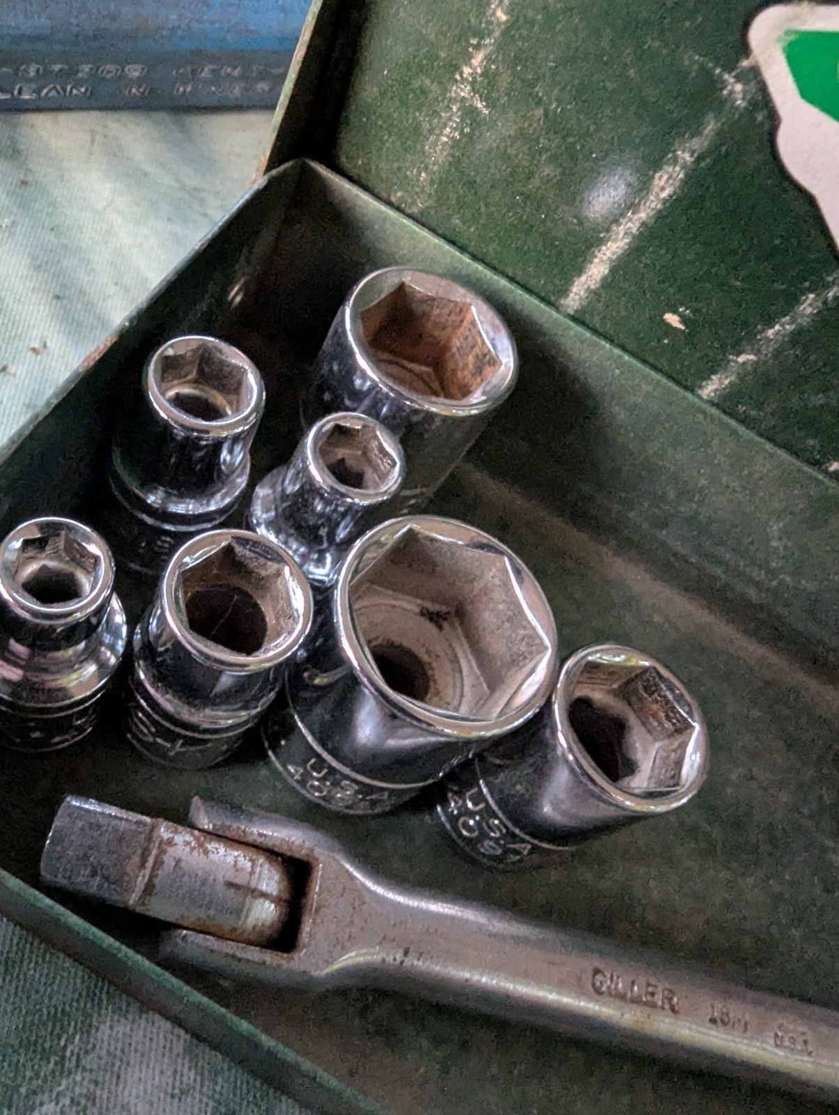 S-K Tools 1/4” Drive Socket Lot with Original Metal Case Set 4921 USA Made SAE