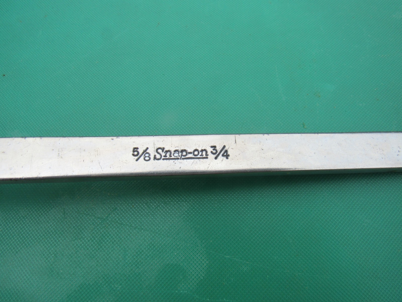 SNAP ON X02024 5/8″ X 3/4″ 12 POINT BOX END WRENCH 60° OFFSET UNDERLINE USED XO