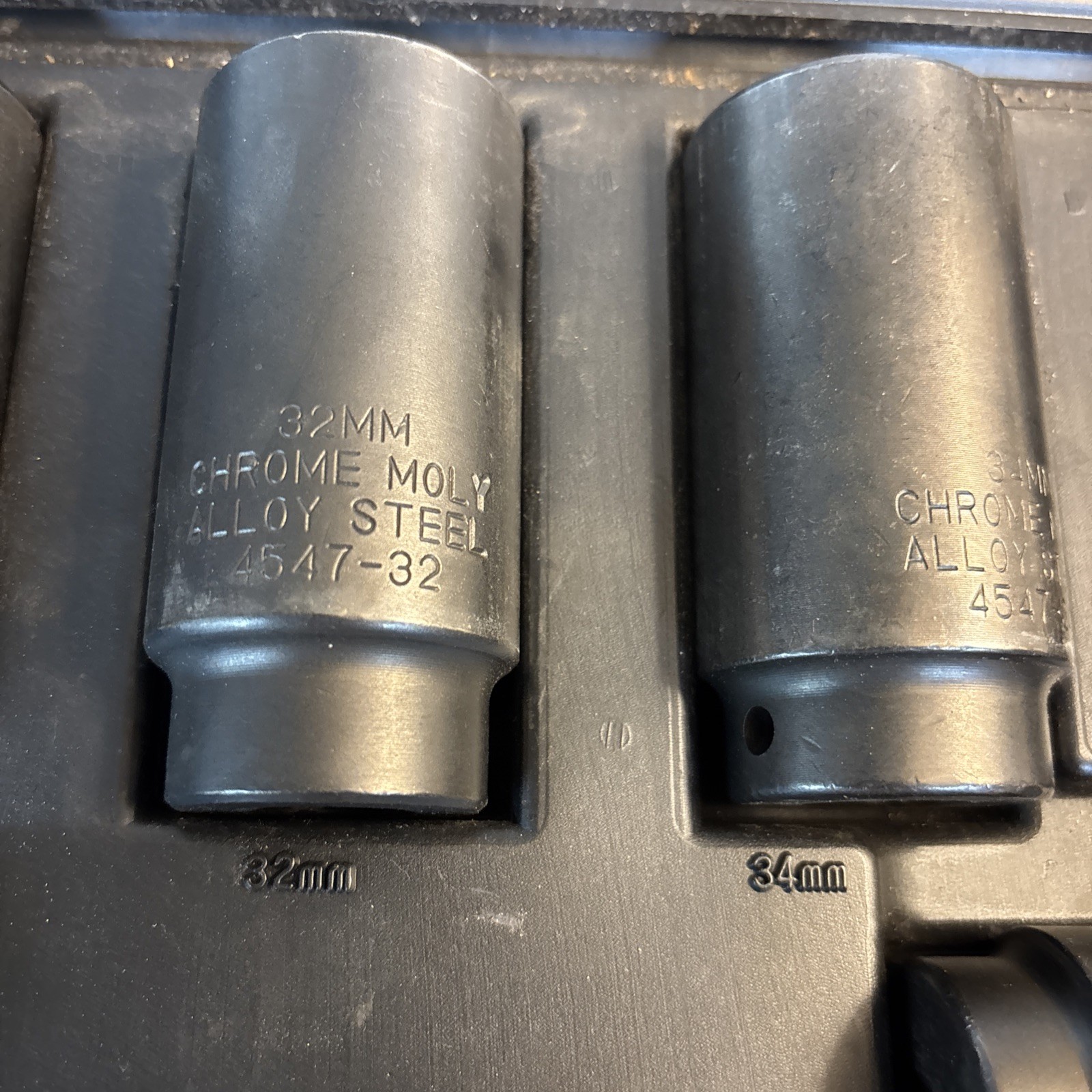 Cornwell Tools 7 Piece Axle Nut Socket Set 29,30,32,34,35,36,38 MM- OW- C4547