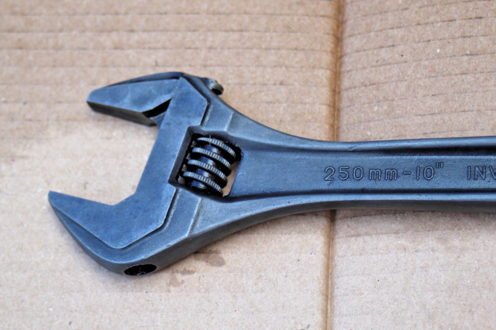 VINTAGE BAHCO ADJUSTABLE WRENCH 10″ 250mm MADE IN SWEDEN