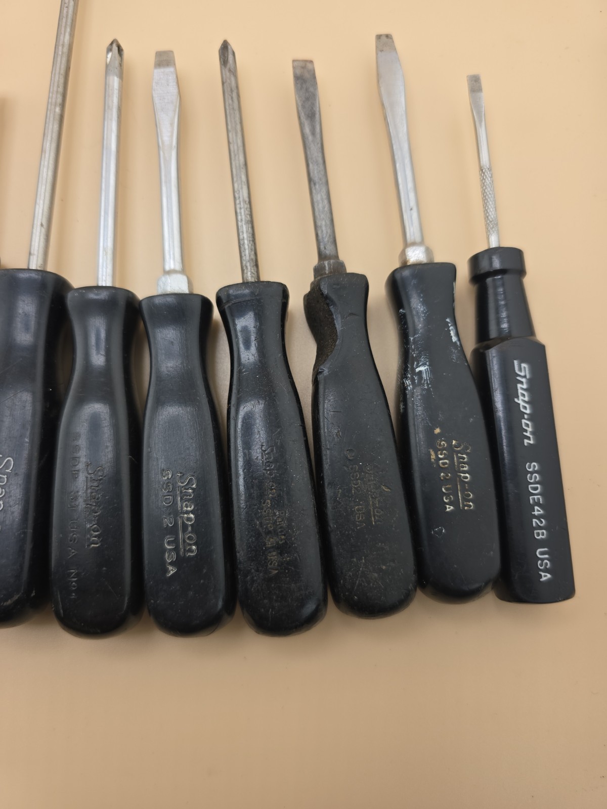 Lot Of 20 Vintage Snap Screwdrivers Black Handle Phillips Flat Stubby