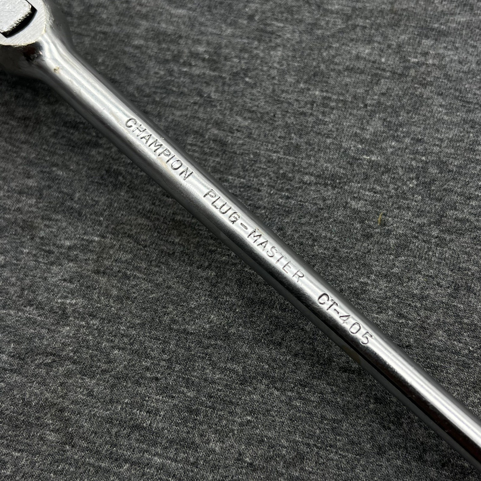 Vintage Champion Plug Master 3/8″ Drive Flex Head Ratchet CT-405 USA