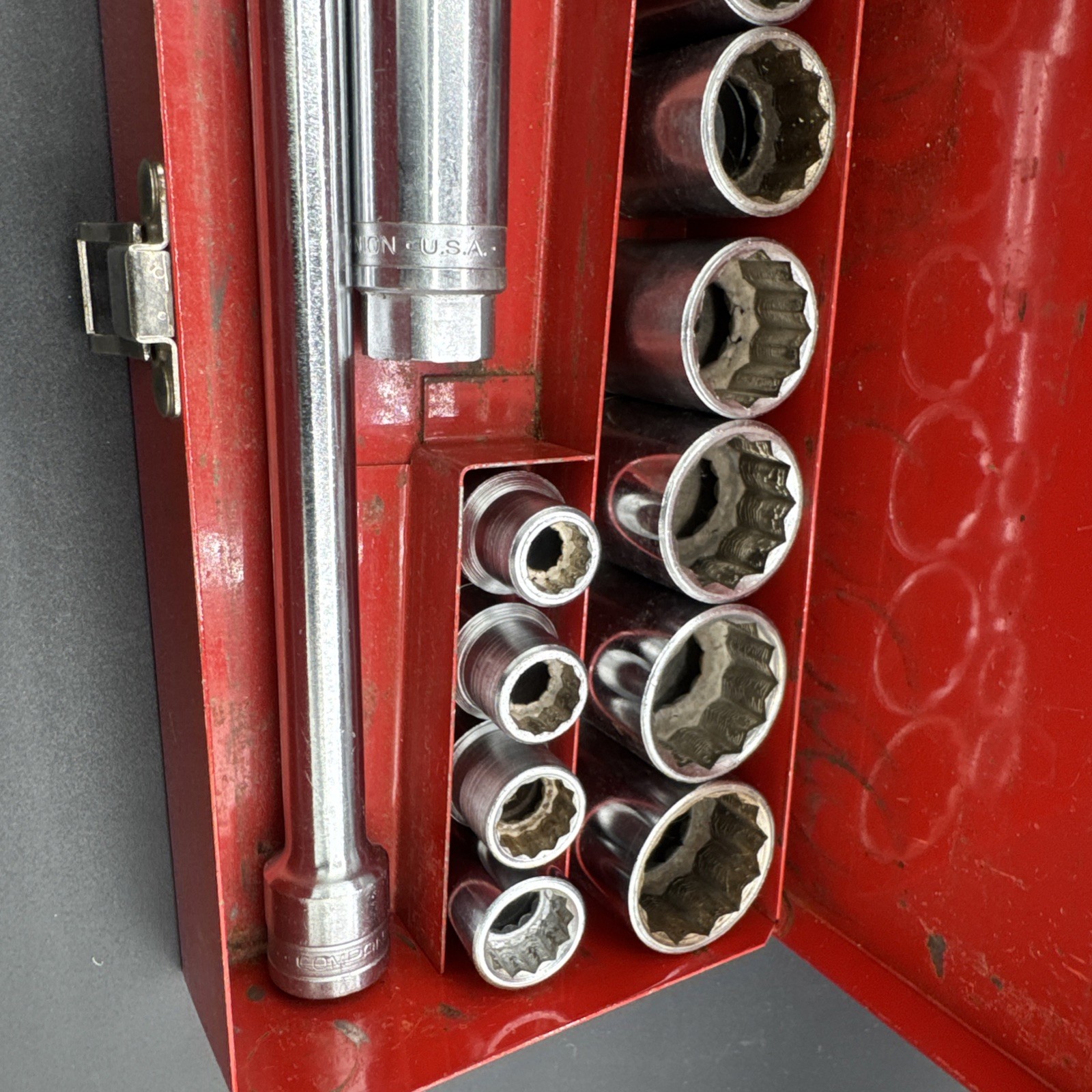 VINTAGE COMPANION 16 PC 1/2″ DRIVE 12 PT SOCKET SET 7/16″- 1 1/8″ W/CASE USA