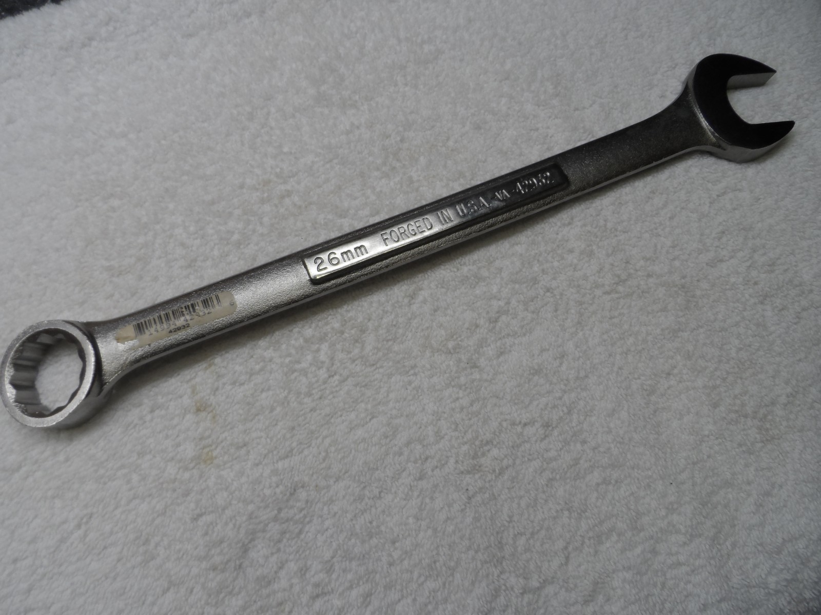 Craftsman Metric MM Combination Wrench, USA 12pt, 26mm – Part # 42932 (sticker)