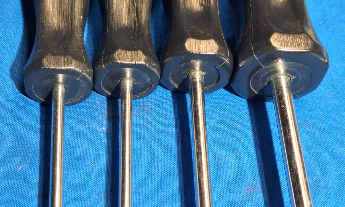 Snap-On 4 piece torx driver set hard black handles T30, T15, T10, T8 SDTX530