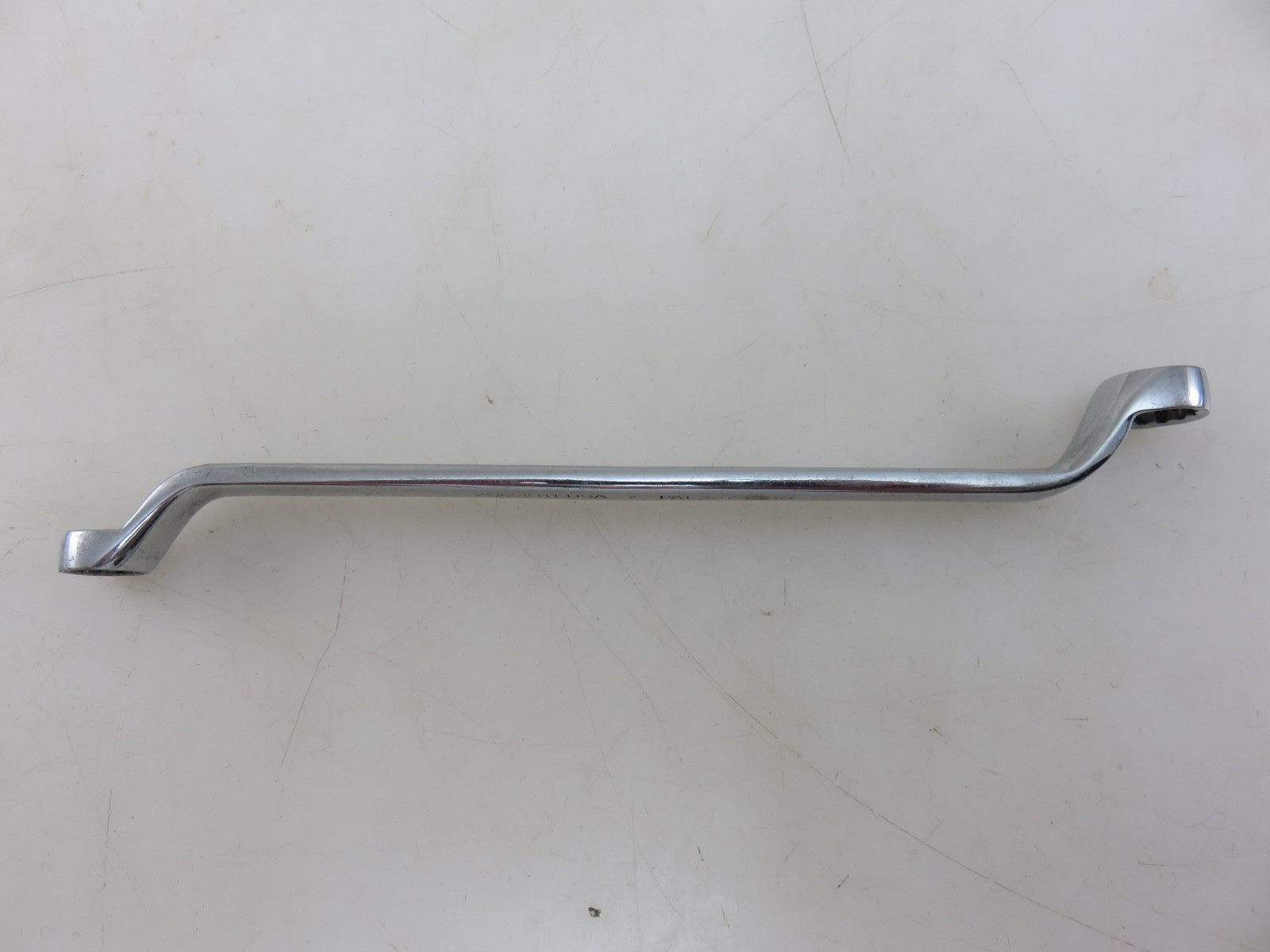 Snap-On XOM1011 METRIC 60° Offset Box End Wrench 10mm x 11mm Vintage Made In USA