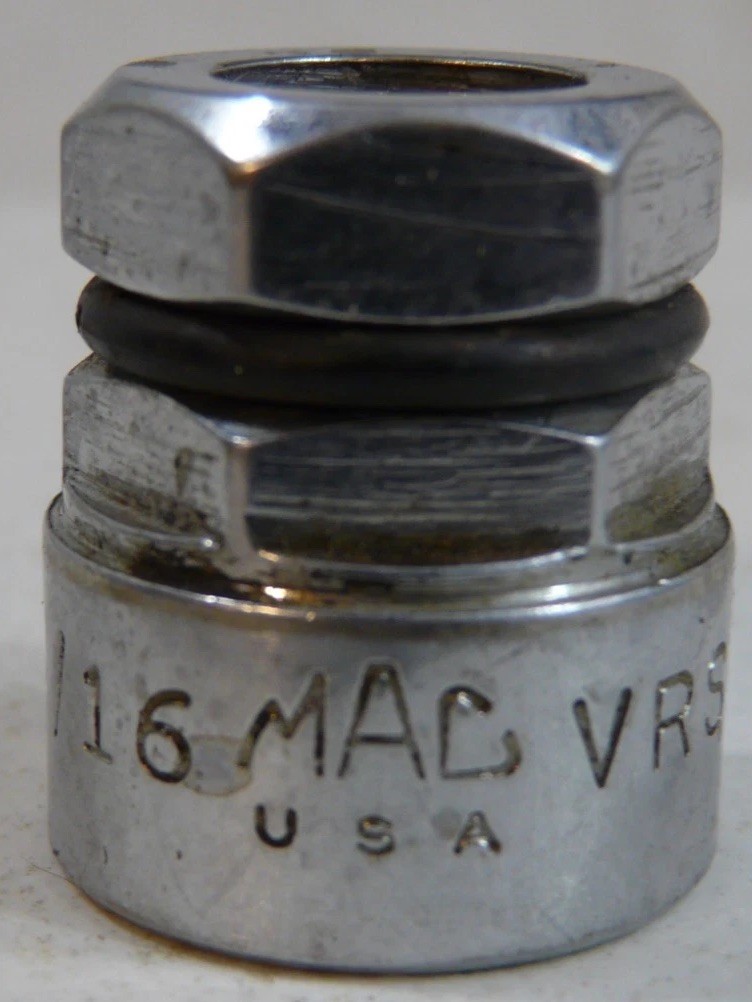 Mac Tools VRF Passthrough Socket 7/8″ External Hex Drive 13/16″ 12 Point VRSS262