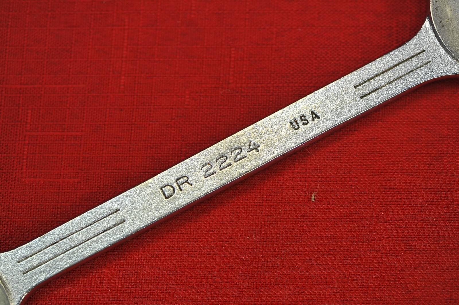 MAC Tools DR2224, 11/16″ x 3/4″ Open – End Wrench, 8.2″ Long pre-owned