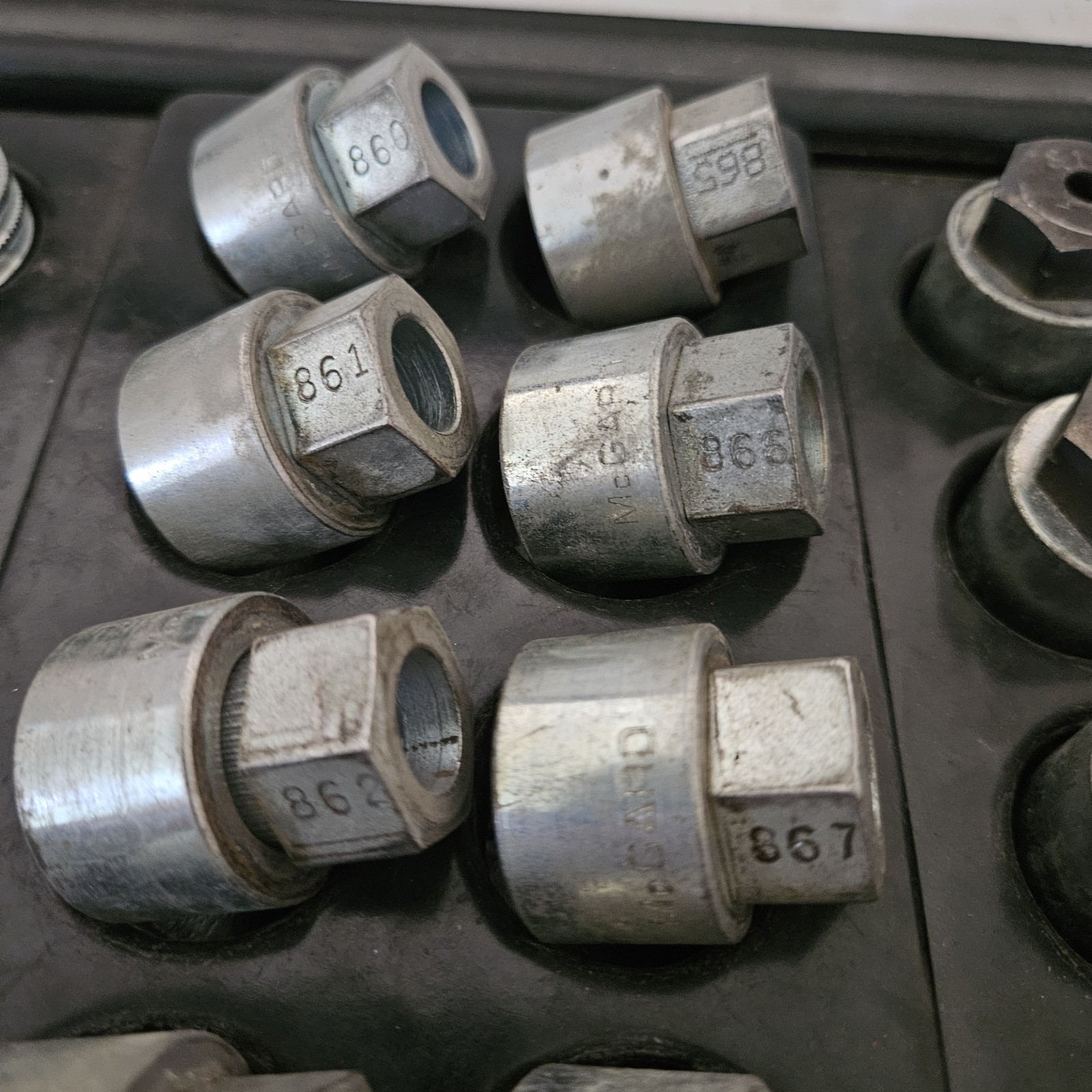 Rotunda Master Service Tool Set For Locking Lug Nuts