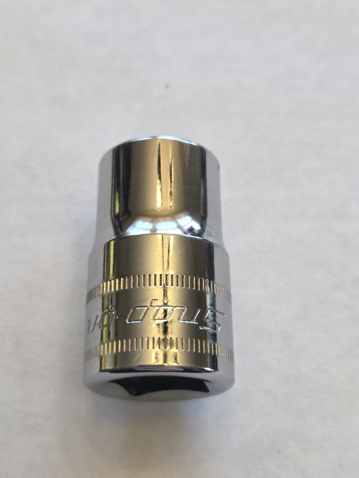 NEW Snap On Tools TWM14A 1/2″ Drive 14mm Shallow Chrome 6 Point Socket MINT