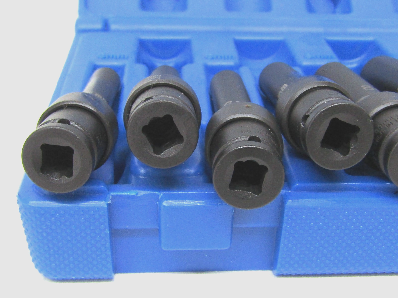 Grey Pneumatic 1/4″ dr Metric Deep Length Surface Drive Universal Set 9712UMD