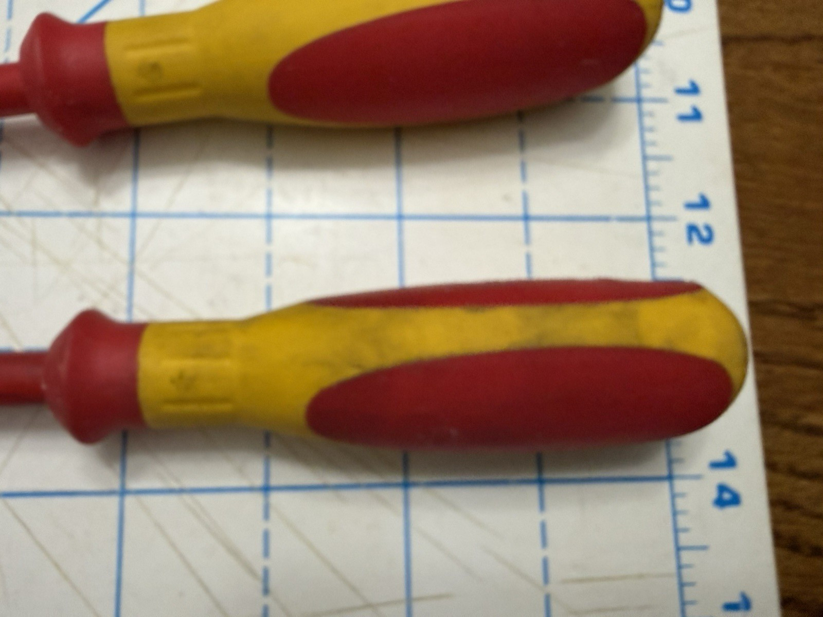 2 Matco Tools AC 1000v Insulated Phillip & SLOTTED Screwdriver IS84P2 & IS106