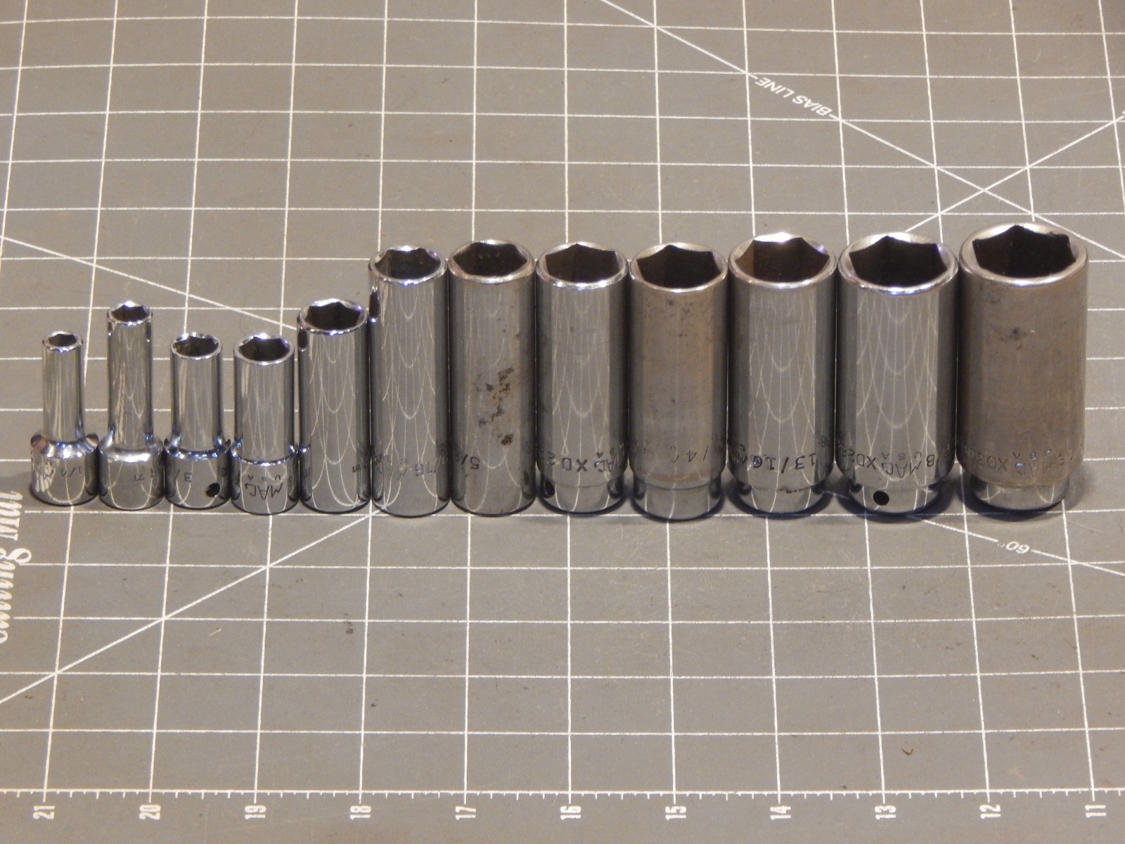 Mac 12Pc 3/8 Drive SAE Deep Socket Set 1/4″ 15/16″ XD 6Pt Dr