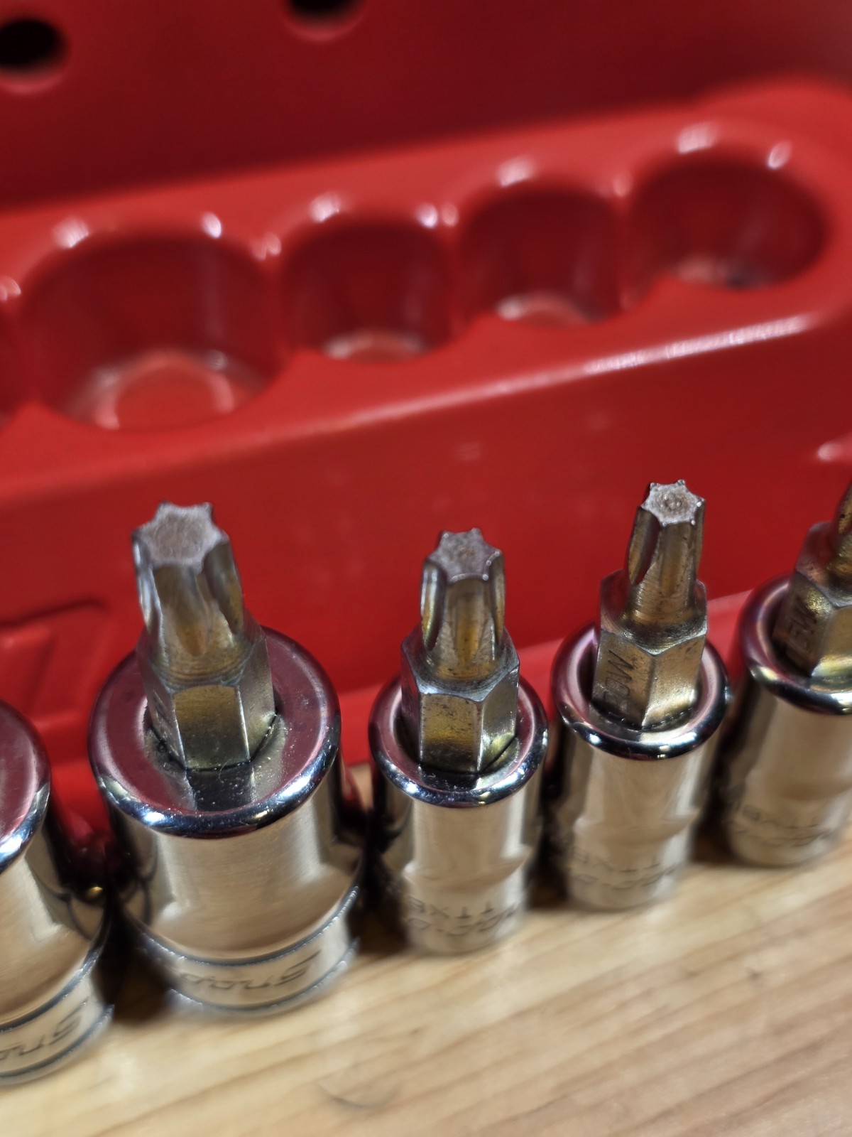 Snap-on 209EFTXBY 9-Piece Combo Drive HEAVY DUTY Removal Torx Bit Socket Set USA