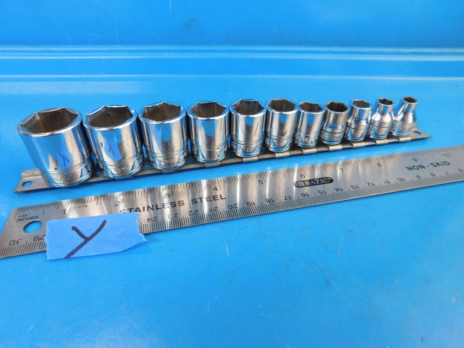 USED,SNAP ON 3/8 IN. DR. SHORT 6 PT. SOCKETS (1/4 THRU 7/8 IN.) PART #211FSY