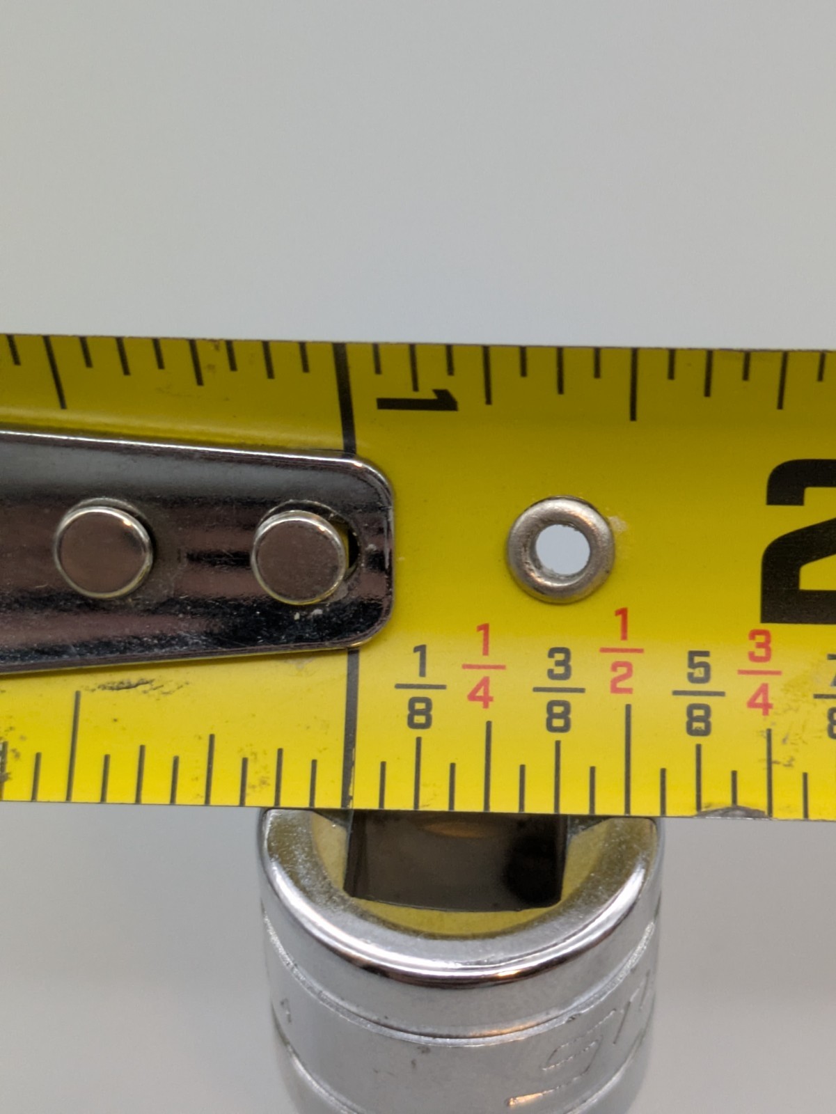 SNAP ON A2A 3/8″ Drive – 1/2″ Socket Adapter USA