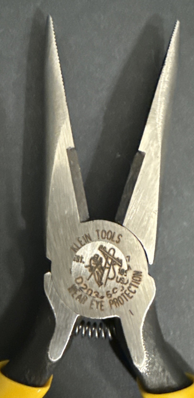 NOS VINTAGE KLEIN TOOLS NEEDLE NOSE PLIERS D203-5C 5-1/2” ORIGINAL BOX NOS