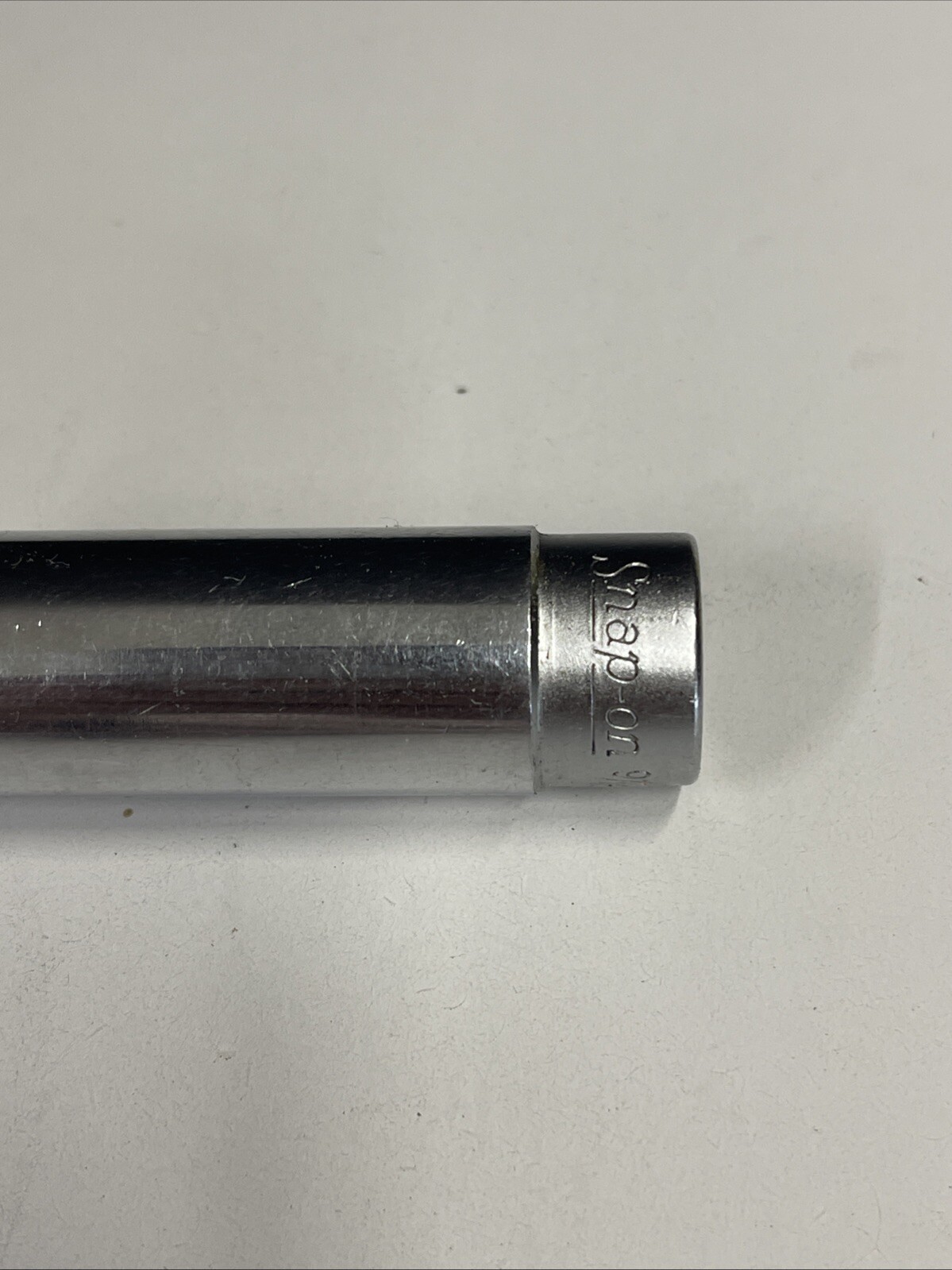 Snap-On Tools USA 1/2″ Drive 12 Point SAE Size 9/16″ Deep Chrome Socket SVS181