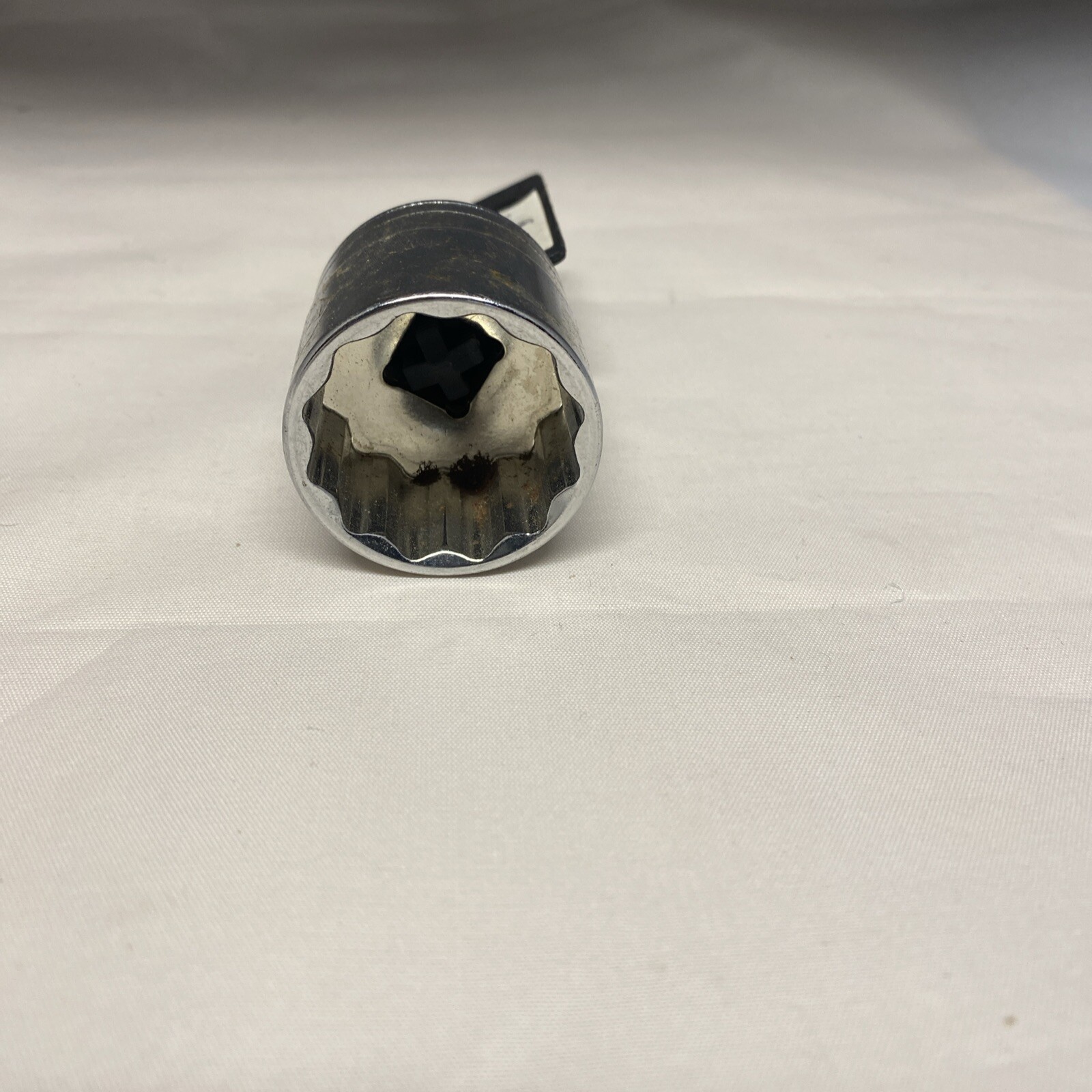 GearWrench 80794 1/2″ Drive 1-1/4″ 12-Point SAE Standard Socket Minor Rust
