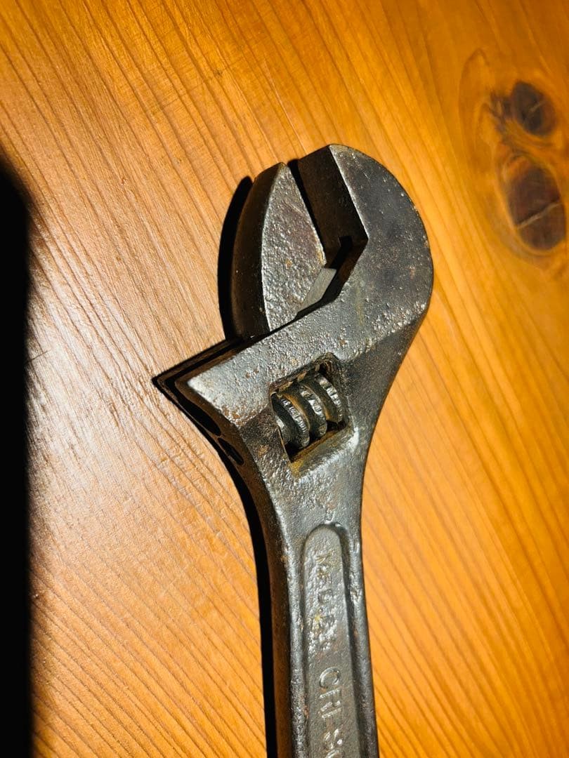 Vintage item!! ️ Obtained from a foRMer US ARMy colonel Crescent monkey wrench
