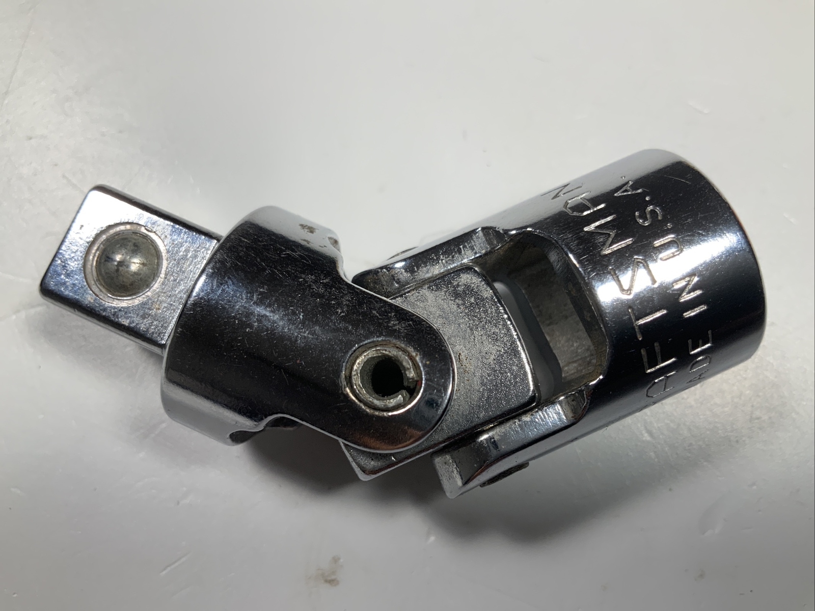 Craftsman USA 1/2″ Drive Universal Joint Swivel Socket Adapter -V- 4425