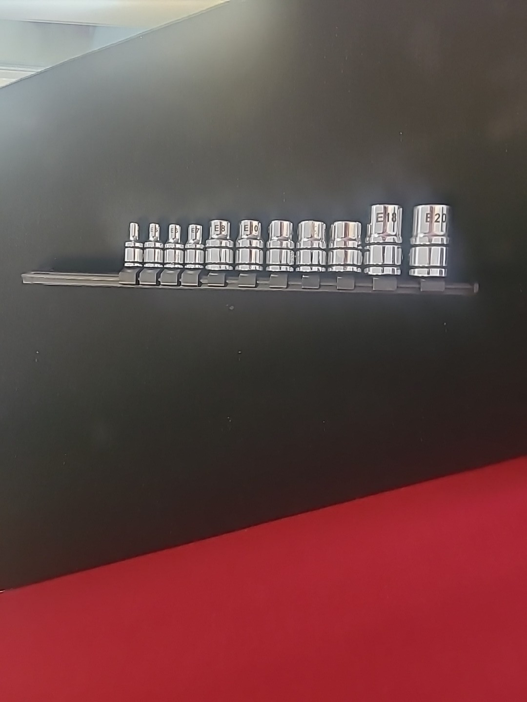 MATCO Tools 11 PIECE TORX SOCKET SABCX11V E4 TO E20 1/4, 3/8, & 1/2″