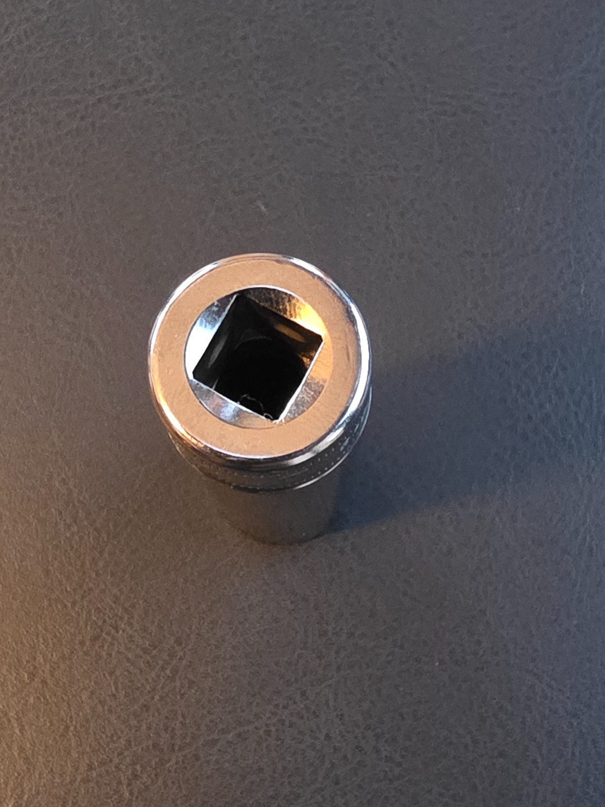 Snap-on Tools USA 3/8″ Dr 17mm Metric 6 Point DEEP Chrome Socket SFSM17