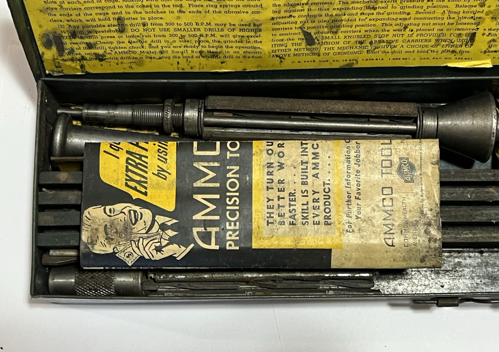 AMMCO Model 100 Vintage Small Bore Cylinder Hone Set in Box 47/64″ – 1-5/16″ USA
