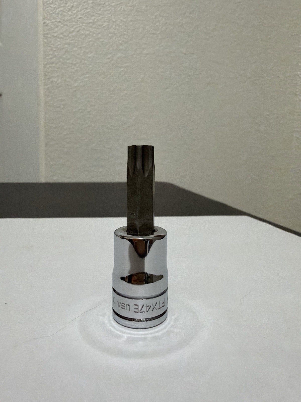 Snap On Tools 3/8″ drive torx bit socket USA T47 FTX47E