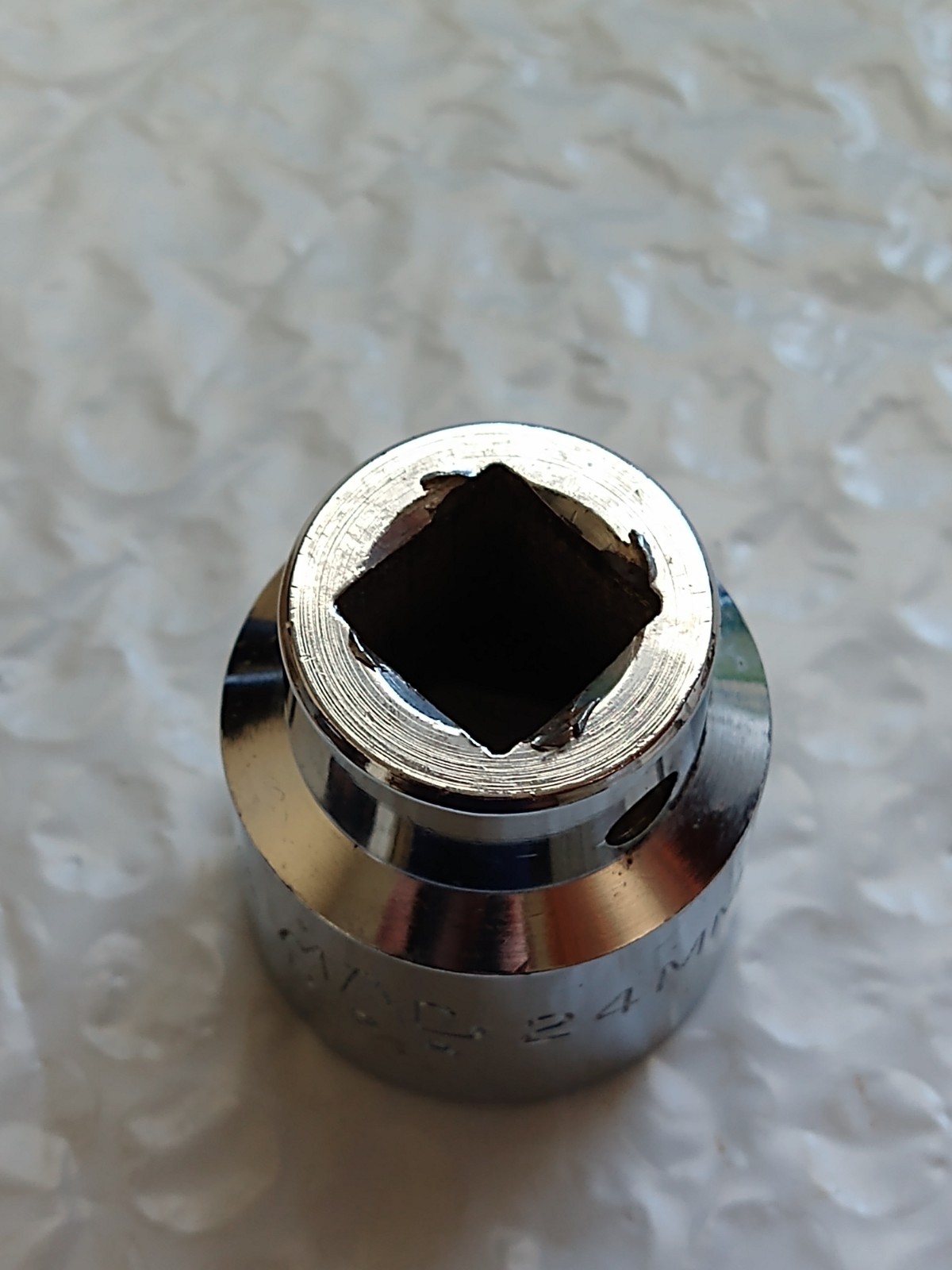 MAC TOOLS V6-24MM, 1/2″ DRIVE, 24MM. SOCKET, SHALLOW, 6 POINT.