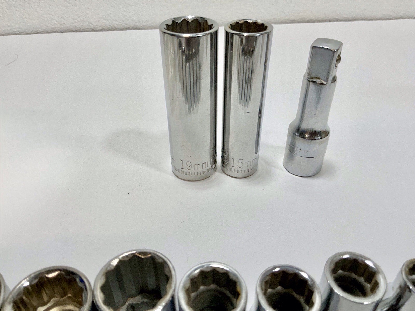 Lot 38 Asst. Craftsman Metric Sockets 1/2″ 3/8″ 1/4″ Drives & 2 Extensions -READ