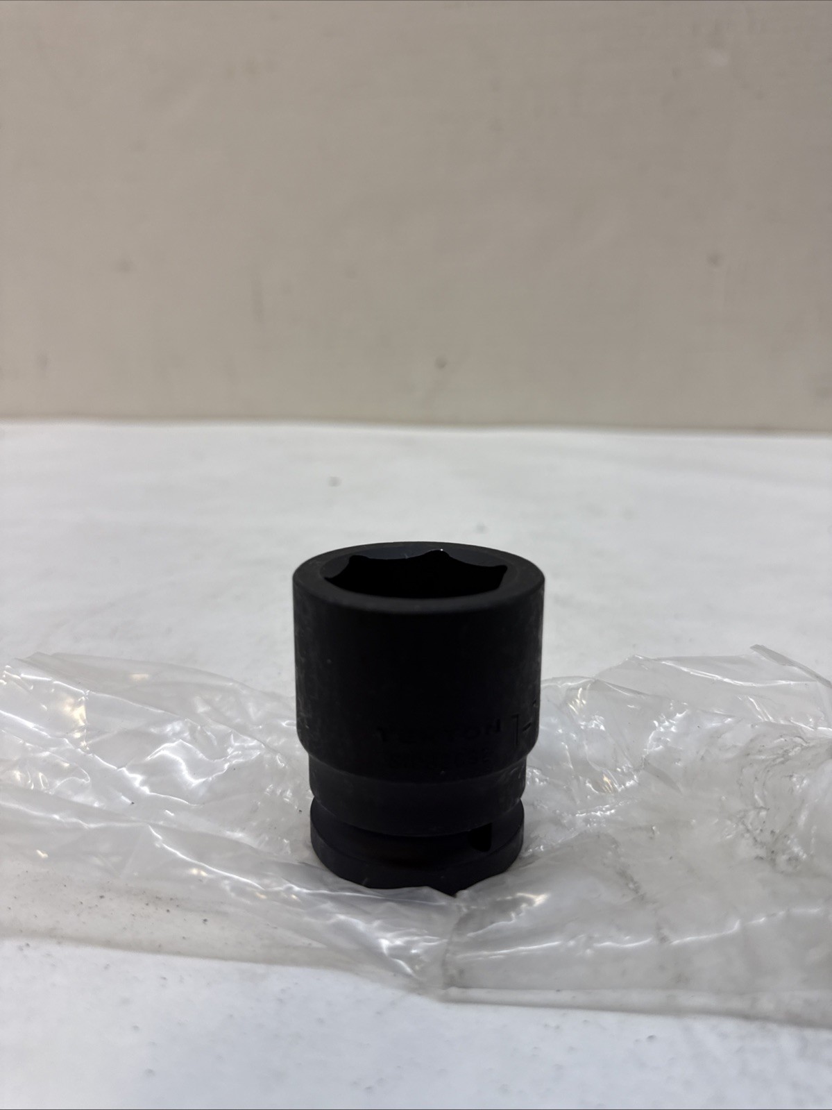 TEKTON 3/4 in. Drive x 1-1/4 in. 6-Point Impact Socket SID32032
