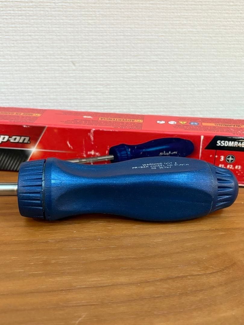 Snap-on SSDMR4B POWER BLUE Hard Handle Ratcheting Screwdriver w/Bits [Unused]