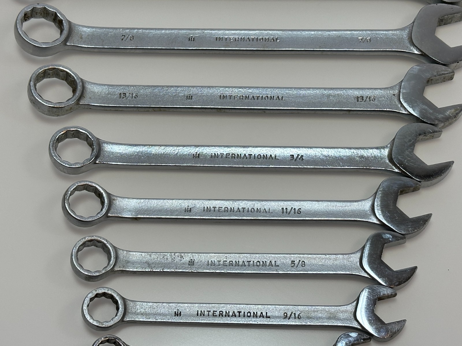 International Harvester IH USA SAE 3/8″-1-1/4″ (Complete) Combination Wrench Set
