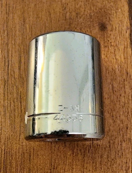 Craftsman 11/16″ Socket 12 Point 3/8” Drive Z-AH 44336