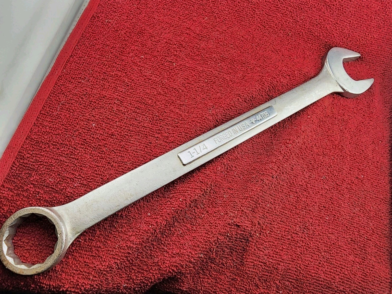 Craftsman USA 1-1/4 Combination Wrench 12-Point #44708 V-Series