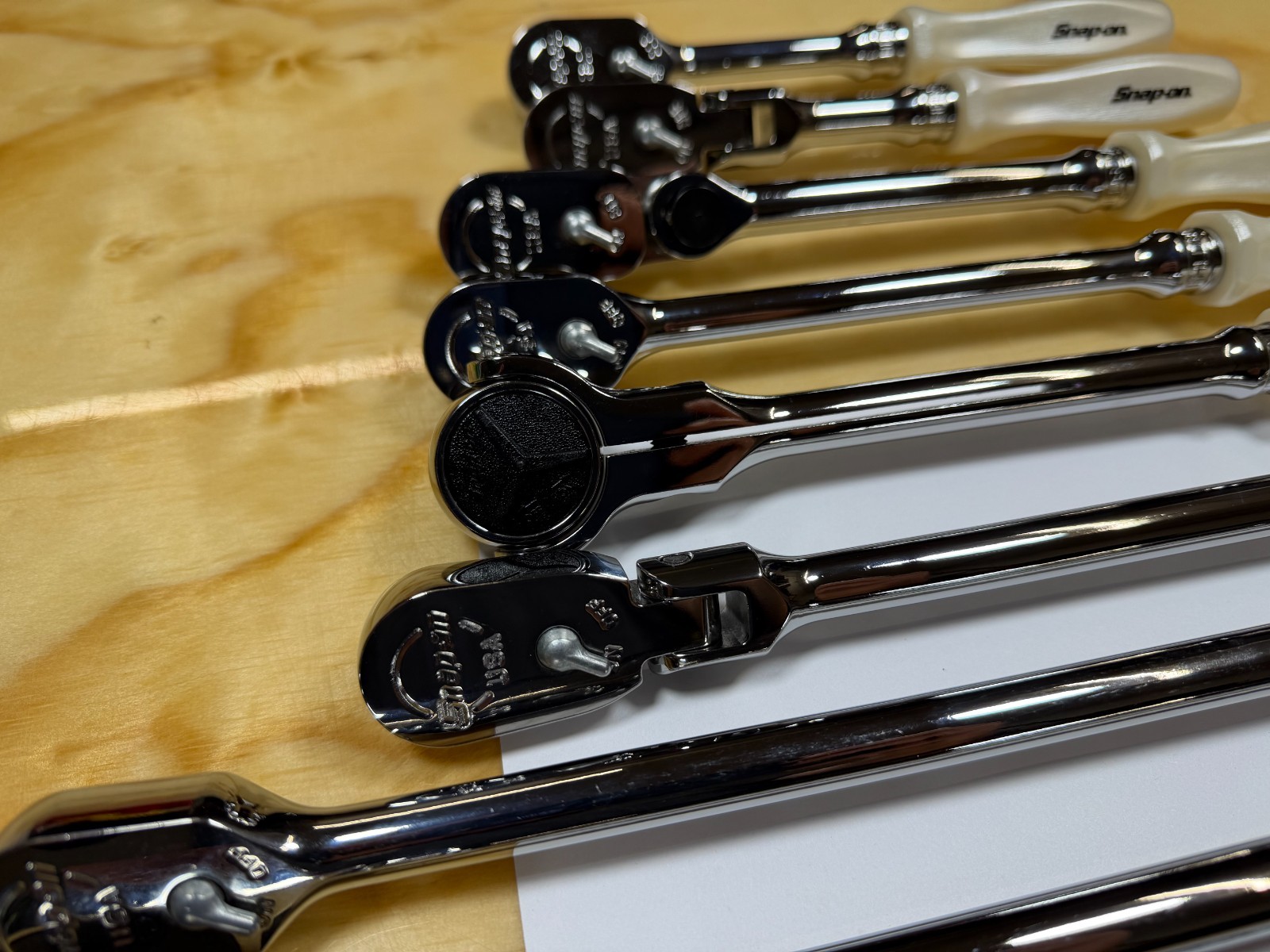 Snap-on Tools NEW RARE PEARL WHITE 8pc 3/8″ Drive Hard Grip Master Ratchet Set