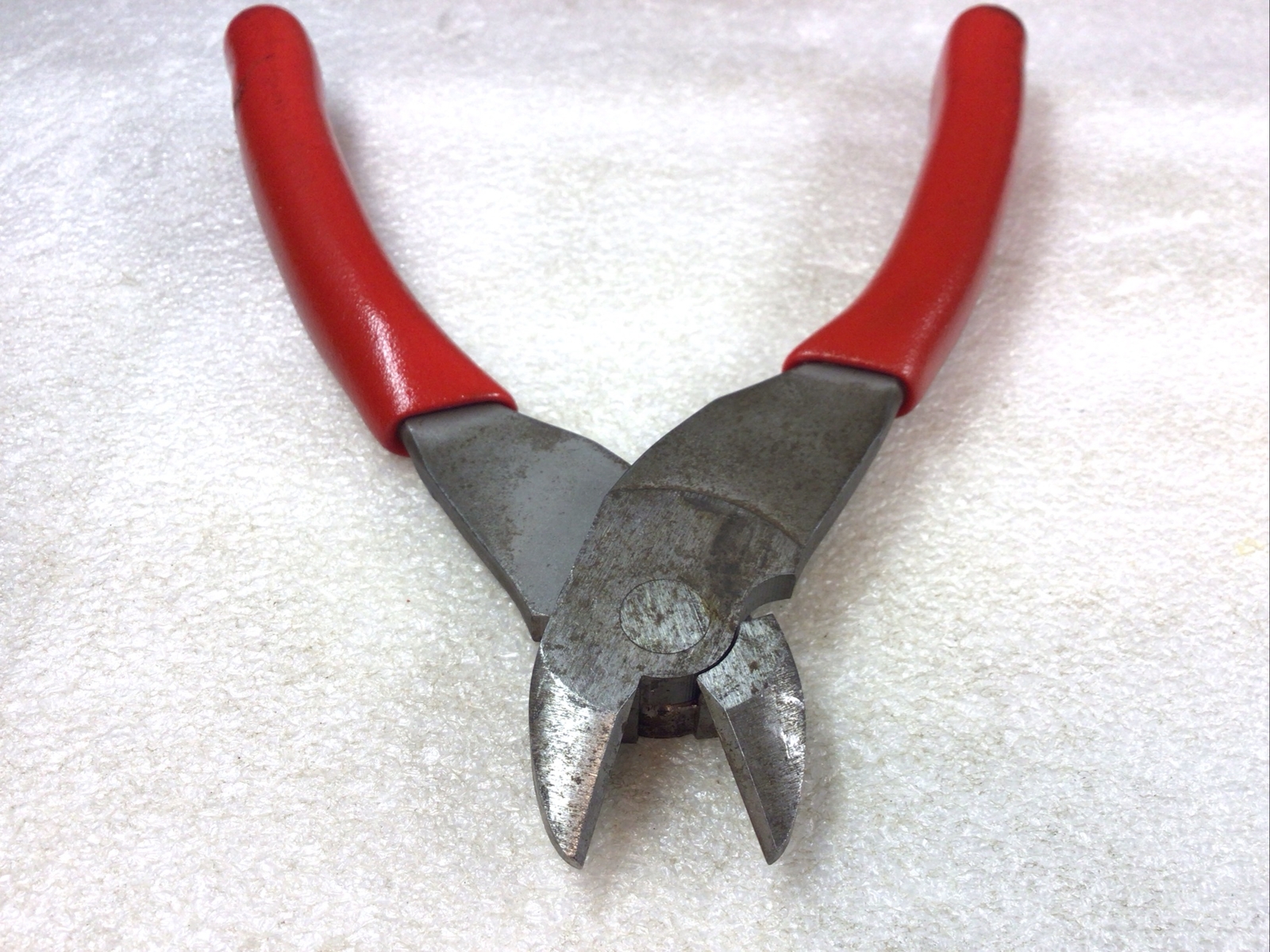 Snap On#87CF – 7-1/2″ Long, Red Soft Grip, Power Edge-Diagonal Cutters-USA-NICE