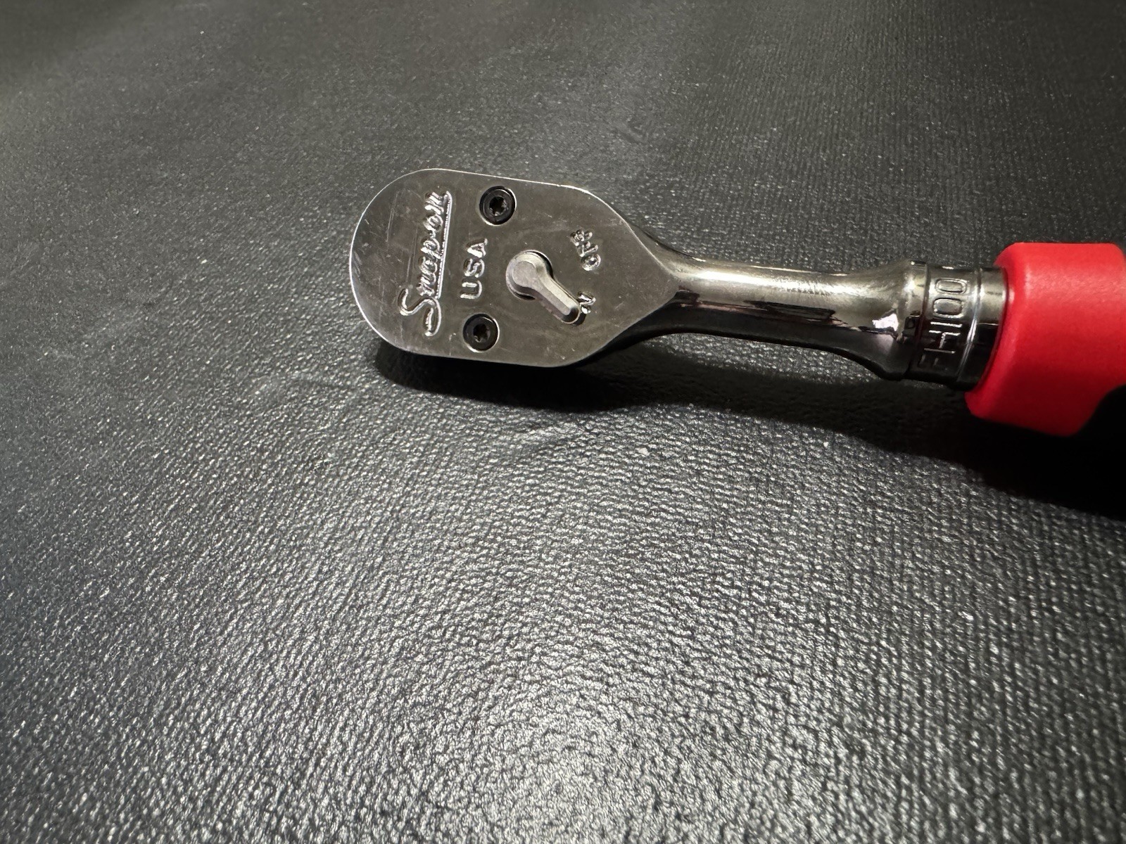 NEW RED 3/8″ Drive Cynergy™ Soft Grip Ratchet FH100