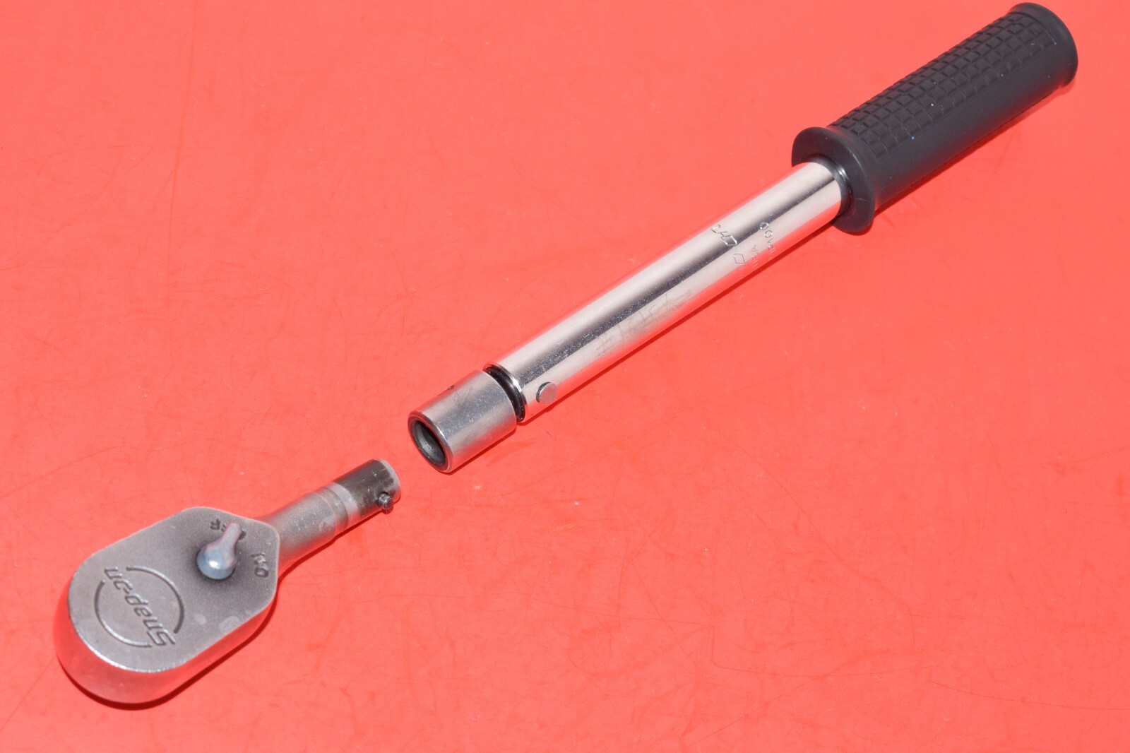 Snap-On 3/8” Drive SAE Interchangeable Head 100 In Lb Preset Torque Wrench