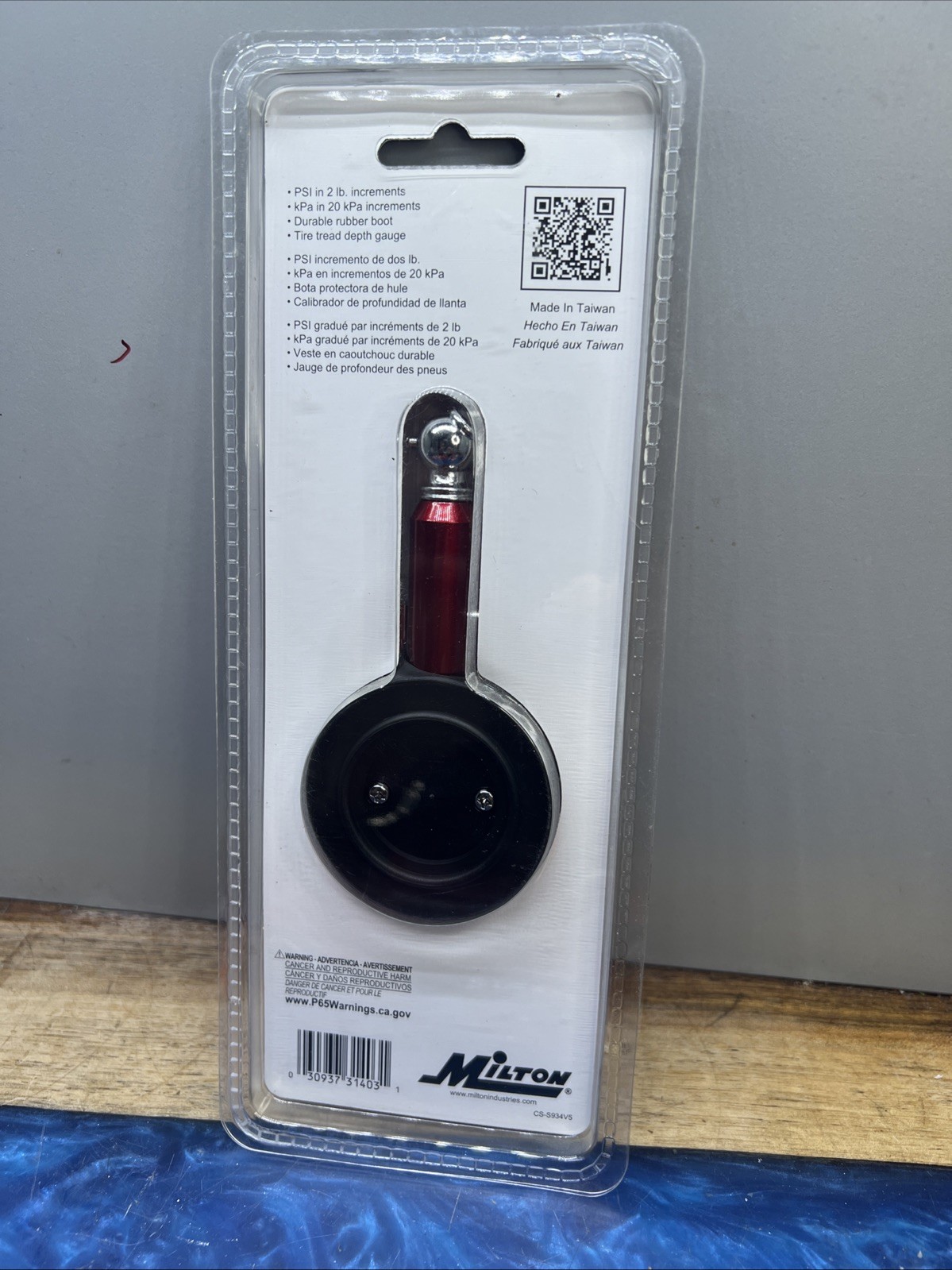 Milton S-934 Dial Tire Gauge, 0-120 PSI – 2 lb increments
