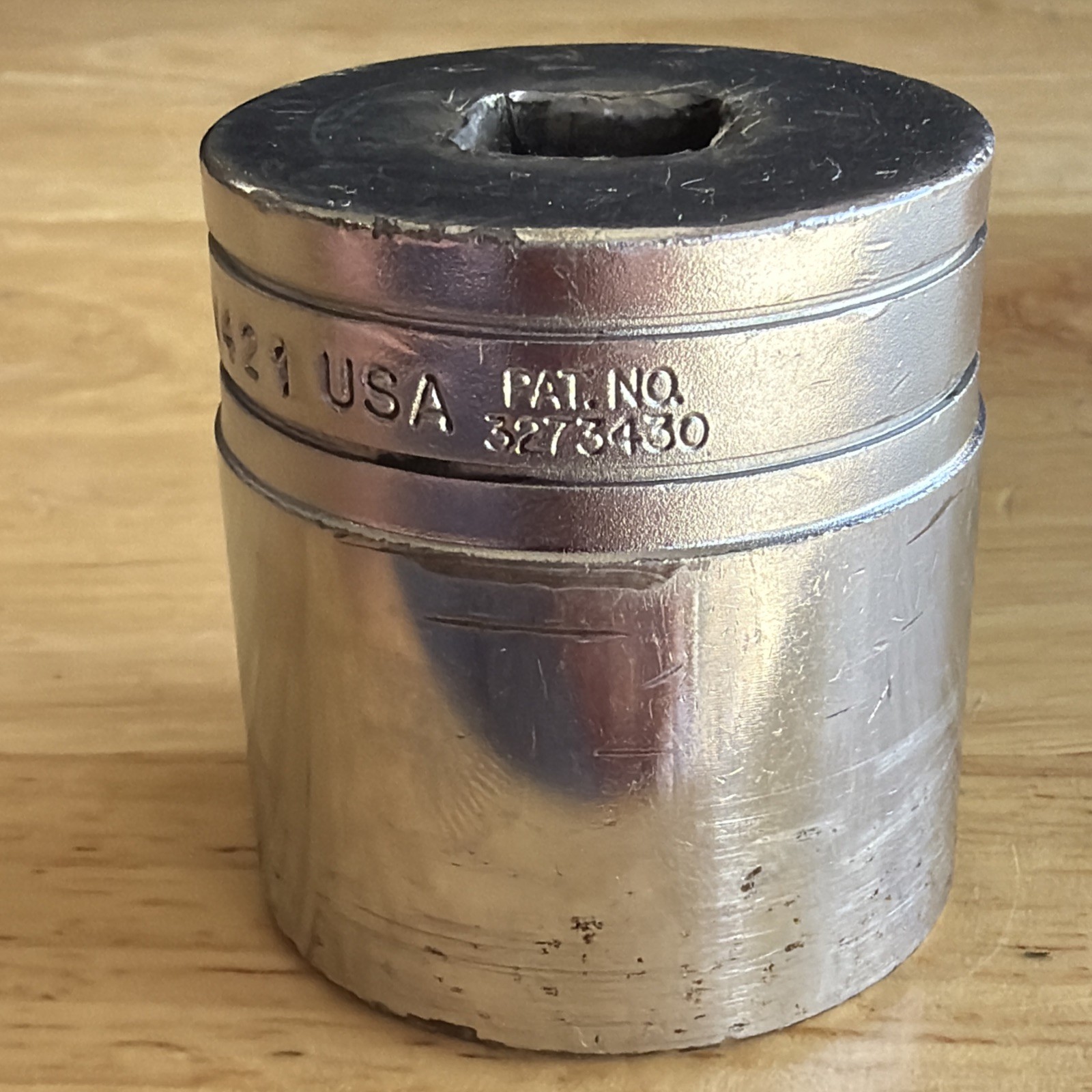 Snap On Tools 1-5/16″ Shallow Socket 1/2″ Drive 12 Point SW421 Vtg Made in USA