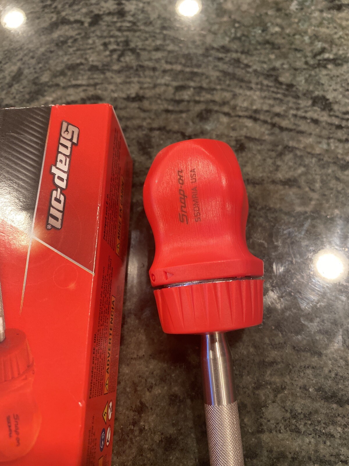 Snap On ssdmr1ar ratcheting stubby hard handle screwdriver with bit red