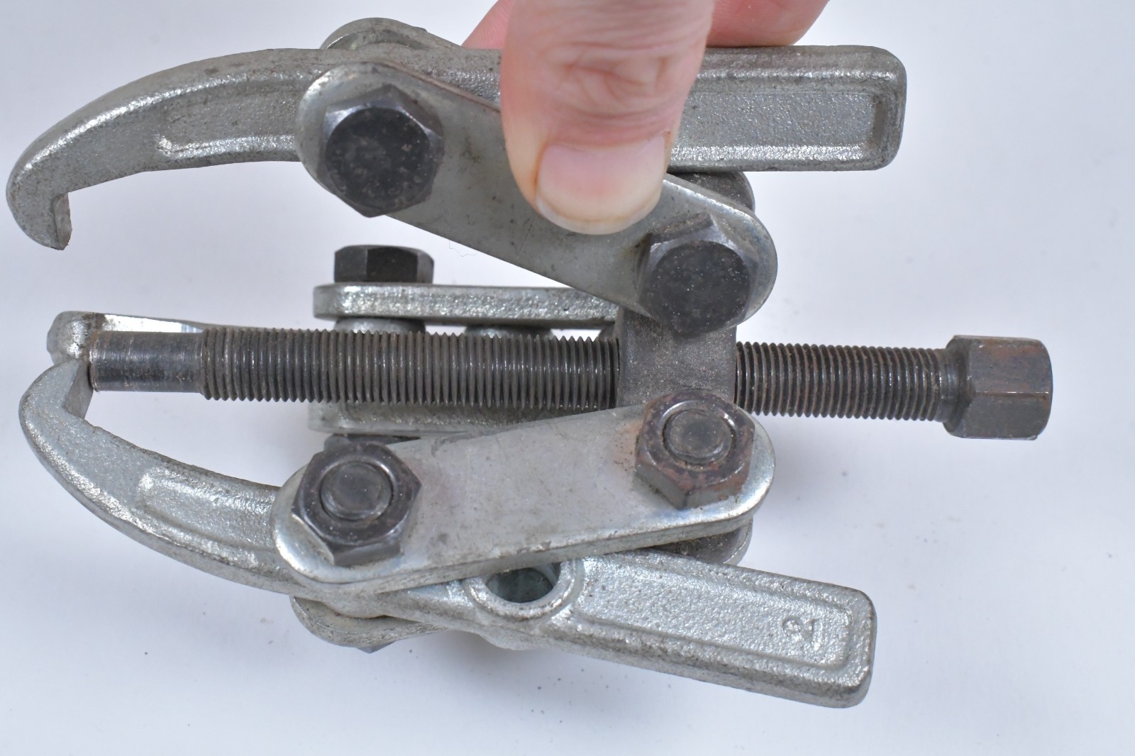 Vtg Cal-Van #134 3-Jaw Gear Puller Made in USA