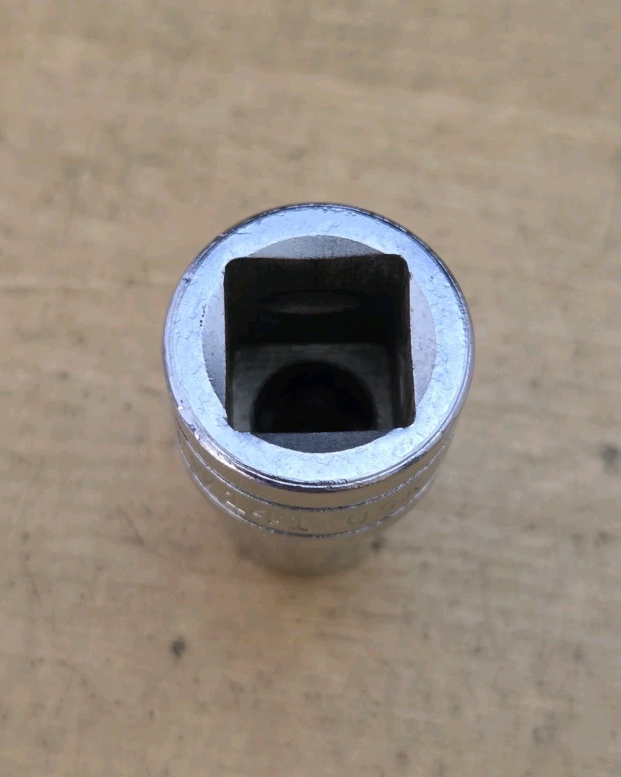 Snap On TW141 – 1/2″ Drive 7/16″ Shallow 6Pt Chrome Socket. NOS