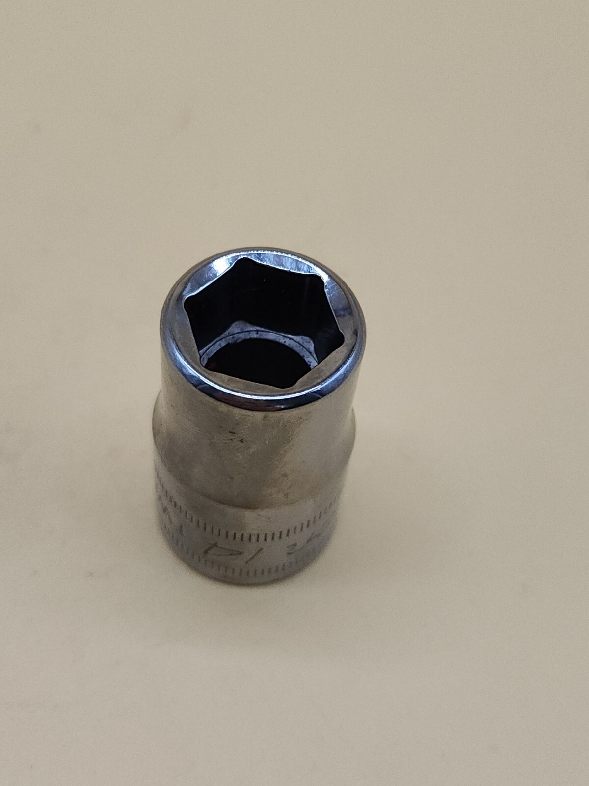 Snap-on Tools 1/2″ Drive 6-Point Metric 14mm Shallow Socket TWM14A