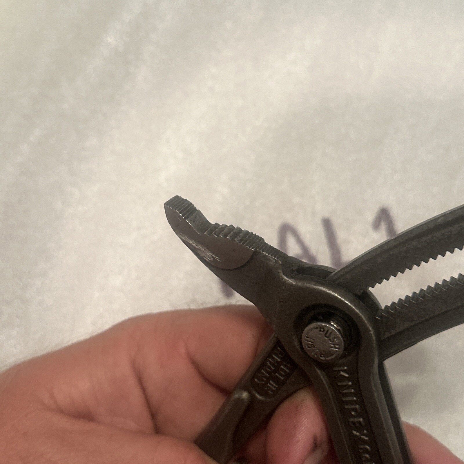 Mac Tools P10C Cobra Self-Gripping 10in Pliers