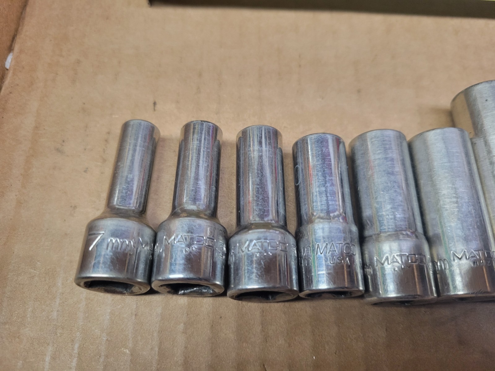 Matco Tools 3/8″ Drive 13-piece Deep Socket Set 7 – 19 MM