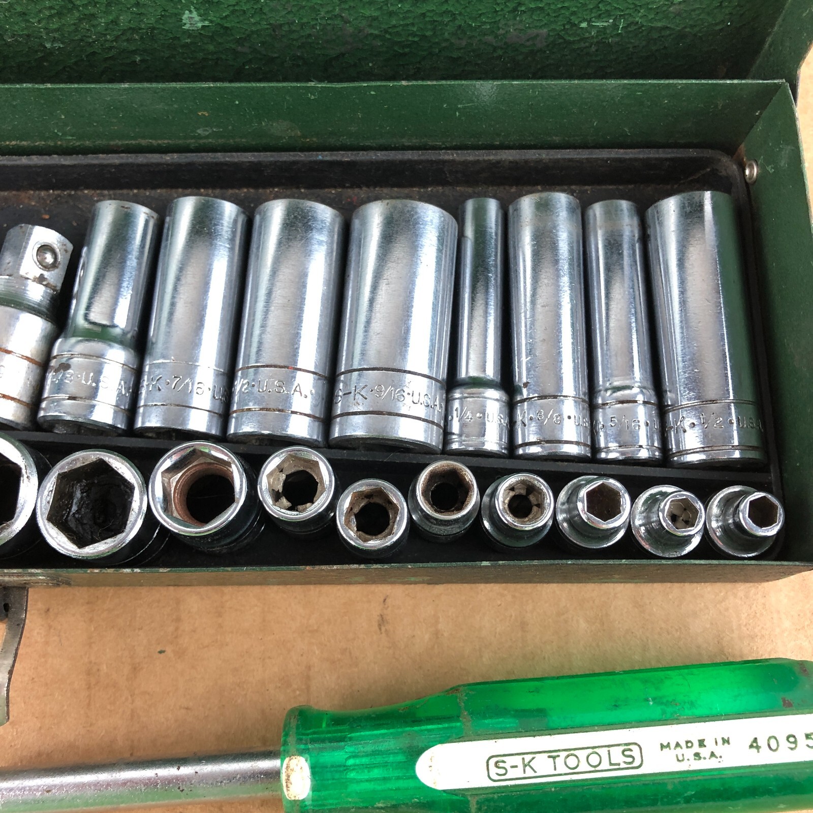 SK Tools 27 Pc Socket Set With Metal Box SAE 1/4″ & 3/8″ Drive Shallow Deep USA