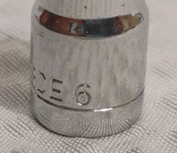 ALLTRADE Sockets Mix Metric And SAE 12 And 6 Point 1/2″ And 3/8″ Drive Set Of 11